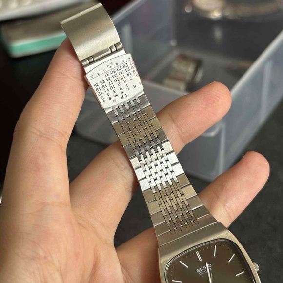 1980 Seiko Quartz Men’s Watch - Picture 2 of 5